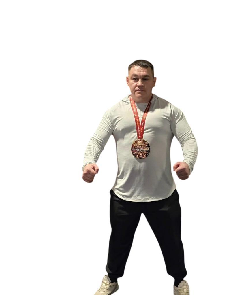 015 Master Artem Mazunin - Gold Coin.png